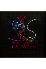 Kadın Görsel Neon Led