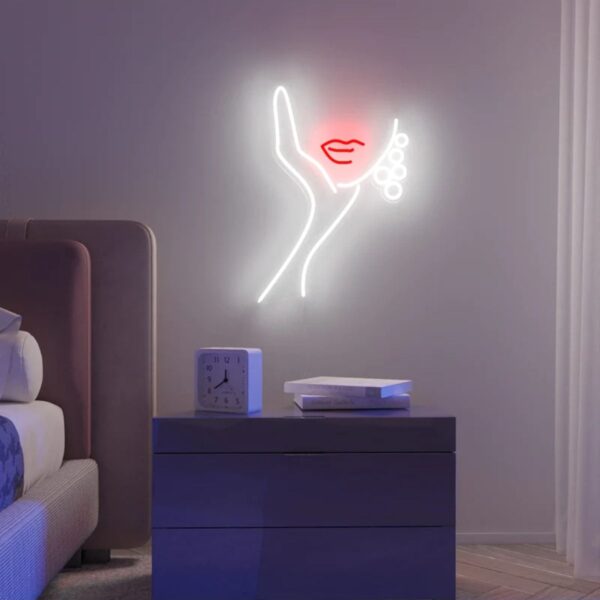 Kadın Women Küpe Neon Tabela Neon Yazı Dekoratif Aydınlatma Ve Gece Lambası