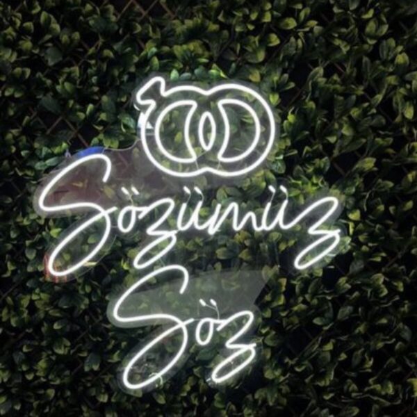 Sözümüz Söz Yazılı Neon Led Aydınlatma