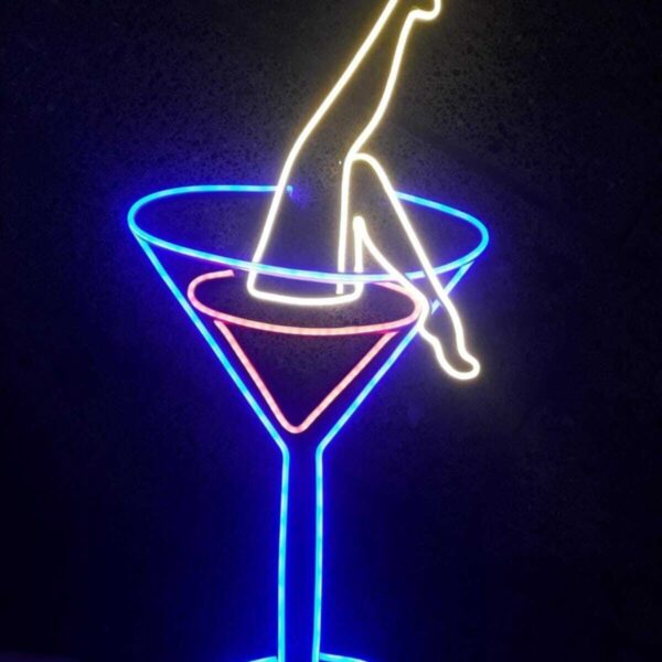 Dekoratif Neon Kokteyl Bardağı Figürü Soft Neon