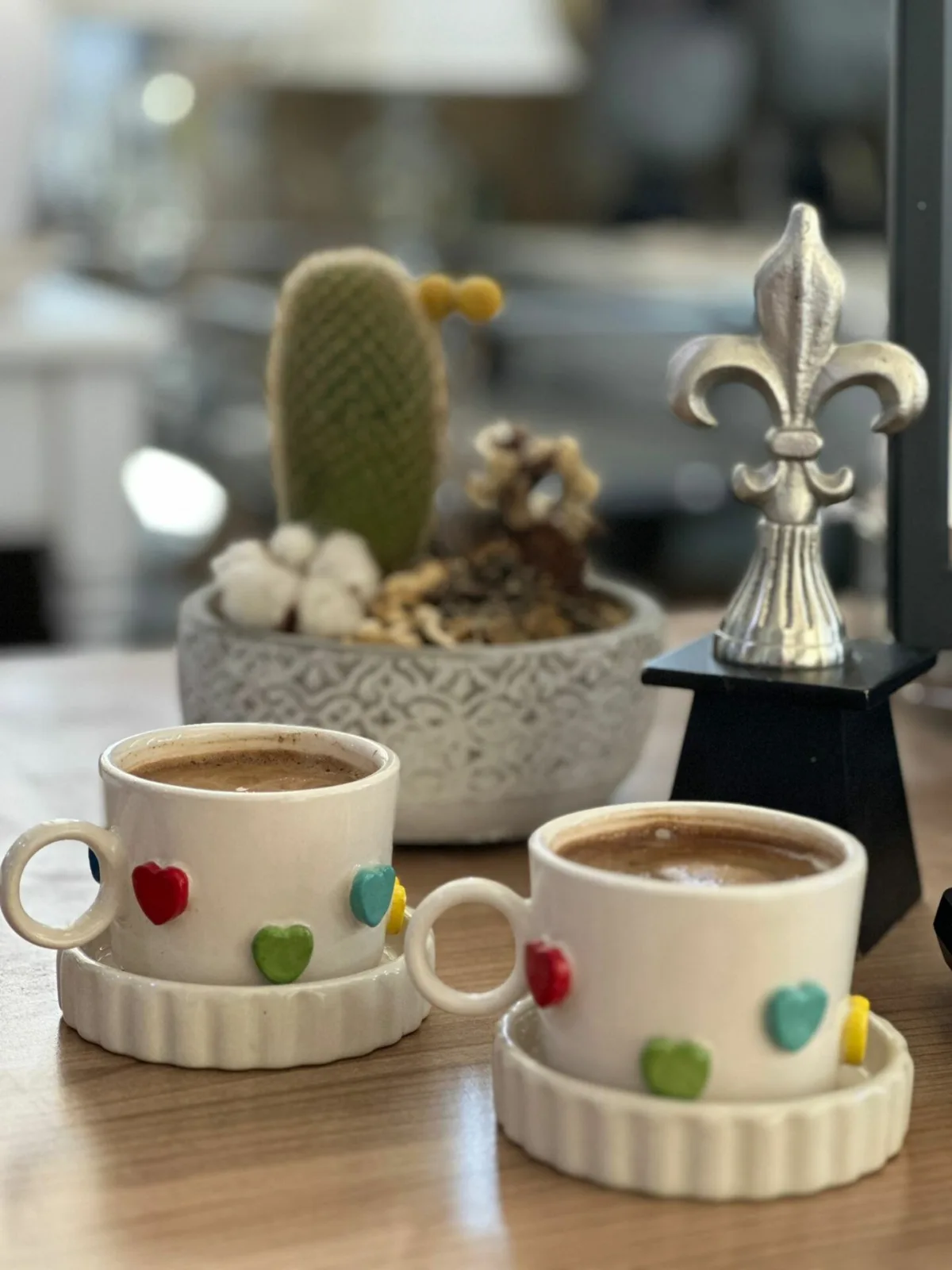 Rengarenk Kabartma Kalpli Mug Kupa Fincan - Görsel 3