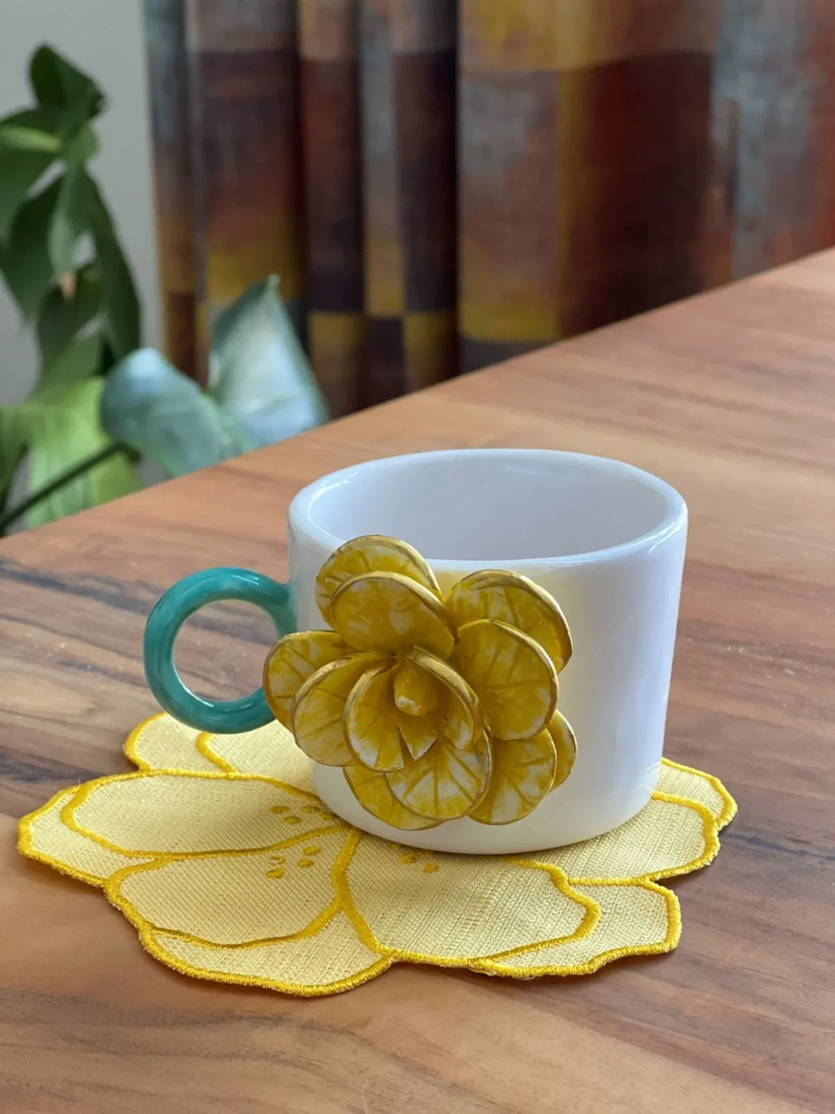 Sarı Güllü Fincan Mug Altlığı ile - Görsel 4