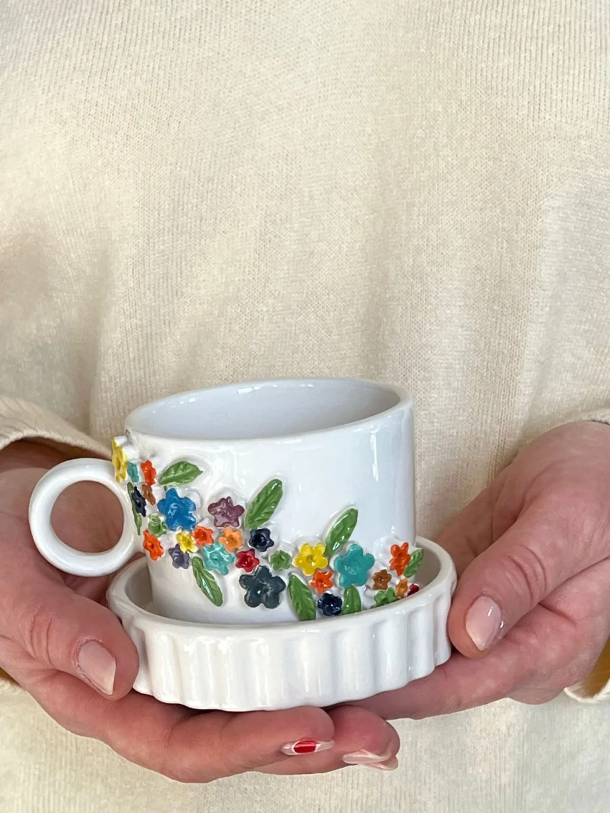Çok Çiçekli Çok Renkli Fincan Kupa Mug - Görsel 1