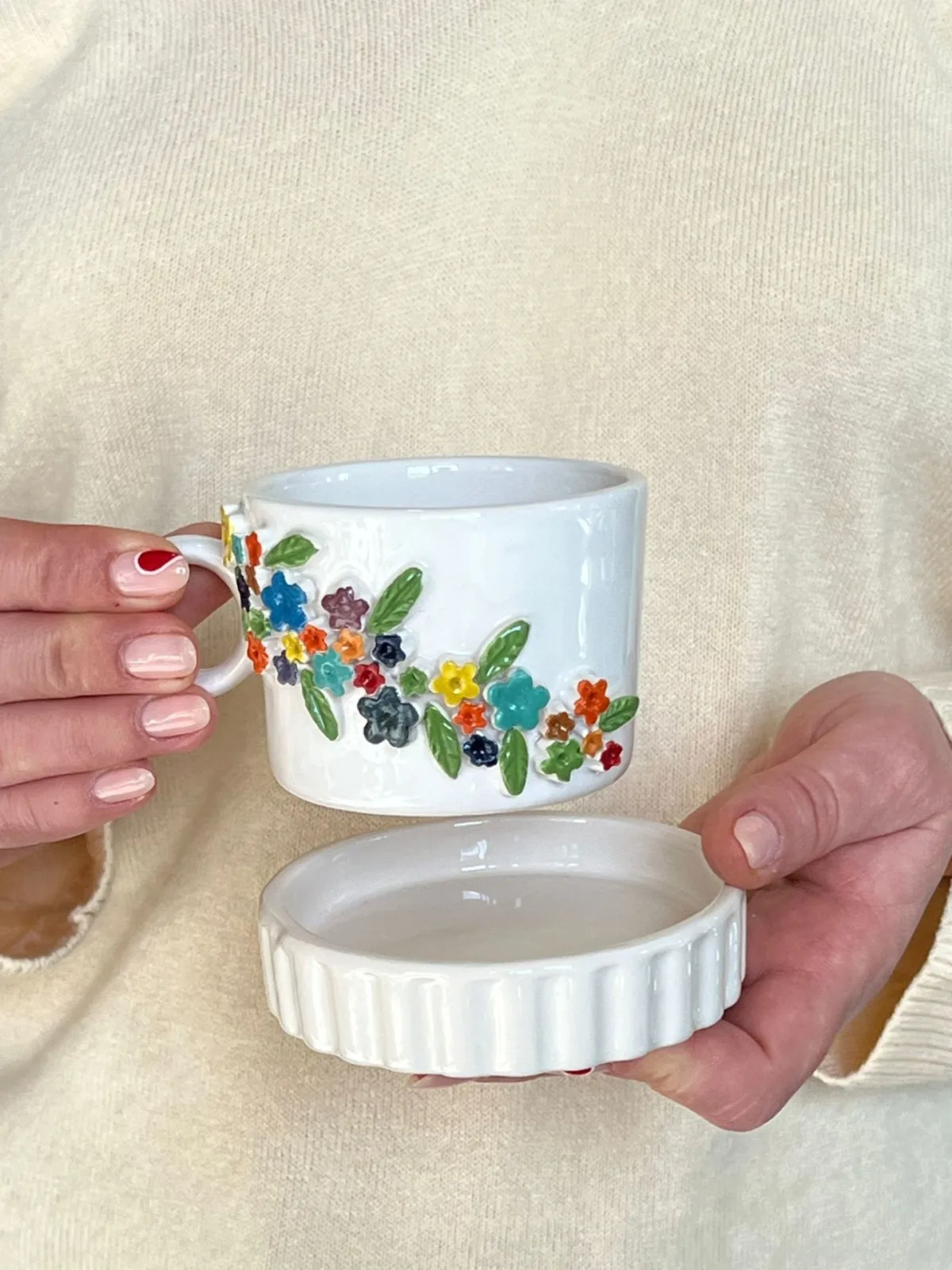 Çok Çiçekli Çok Renkli Fincan Kupa Mug - Görsel 2