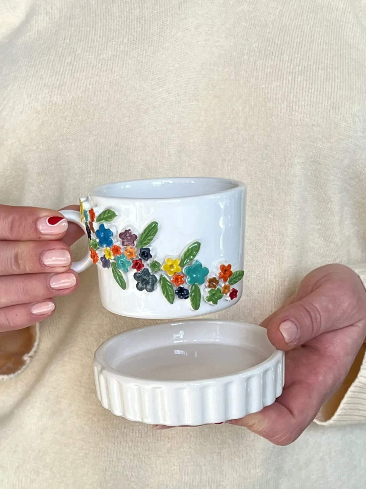 Çok Çiçekli Çok Renkli Fincan Kupa Mug - Görsel 3